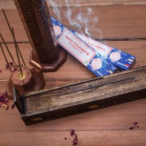 Encens Nag Champa par AW Artisan France, fournisseur encens